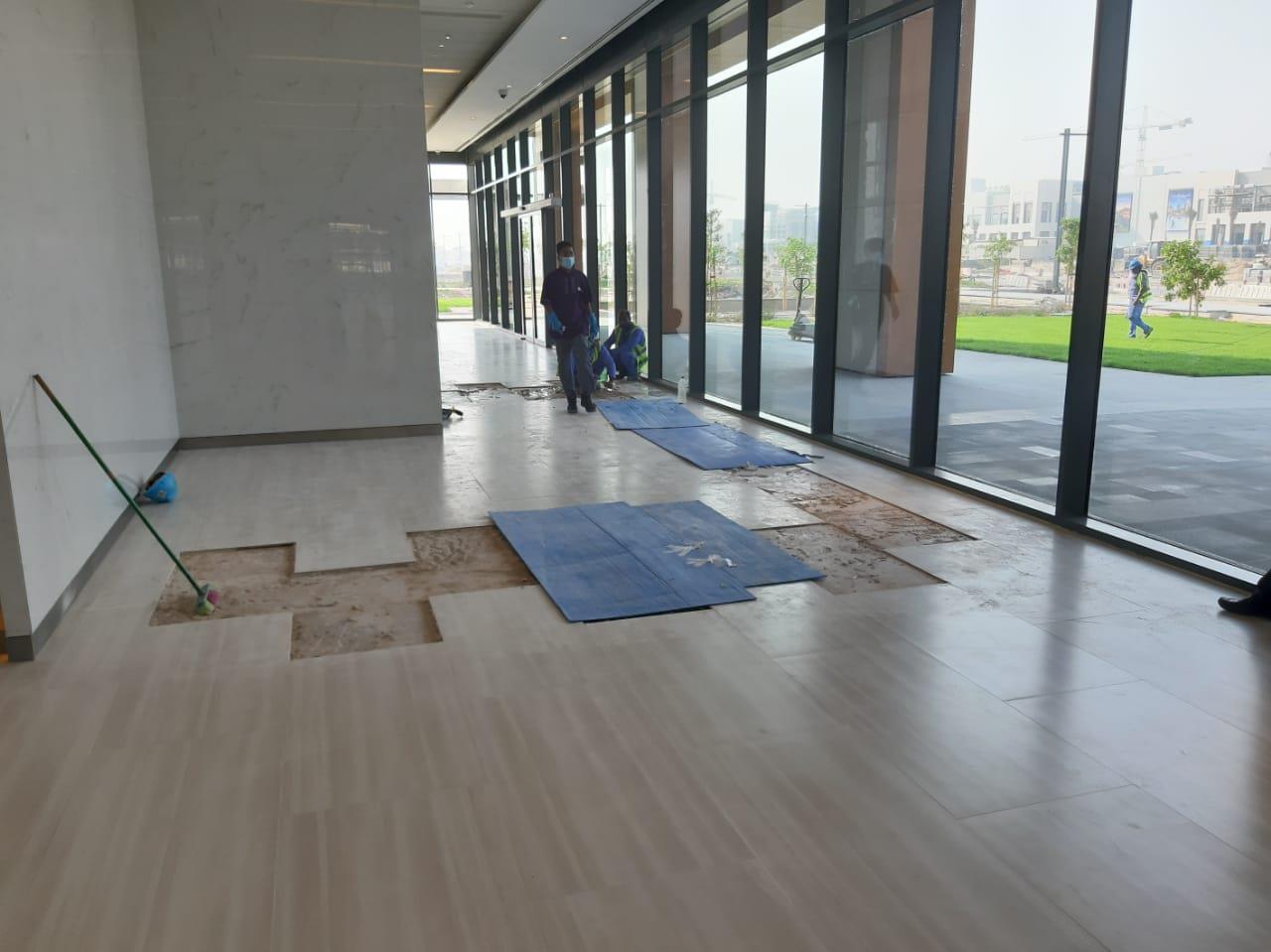 Ground floor glazing during the finishing work
