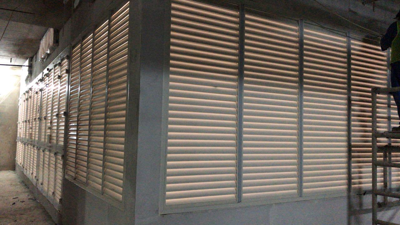 Aluminium louvers in the car park wall